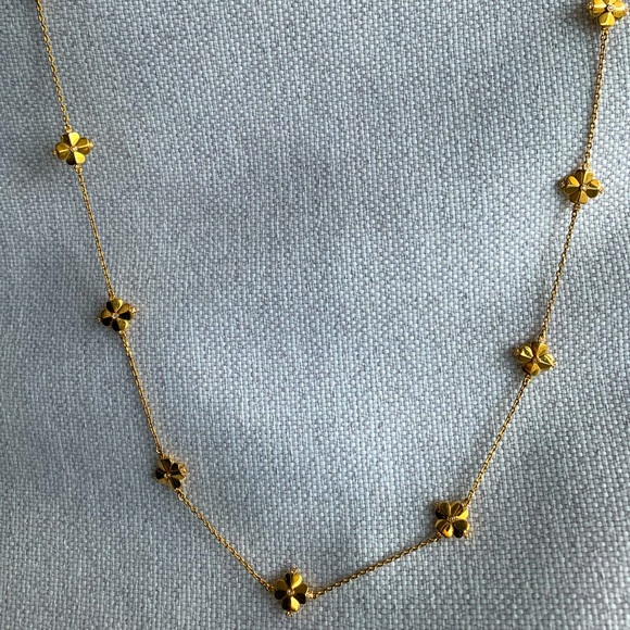 KATE SPADE Set In Stone Floral Pendant Necklace. - Picture 3 of 7